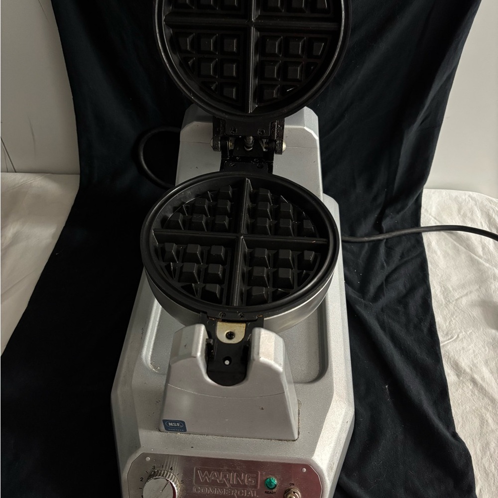 Waring Silver Waffle Maker